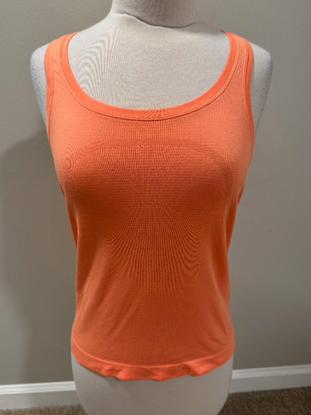 Womens 6 LuLuLemon Swiftly Tech Racer Back Race Length Tank Top Orange Flash $58